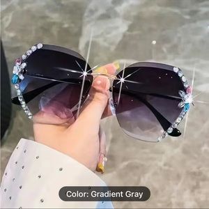 Gradient Grey Sunglasses